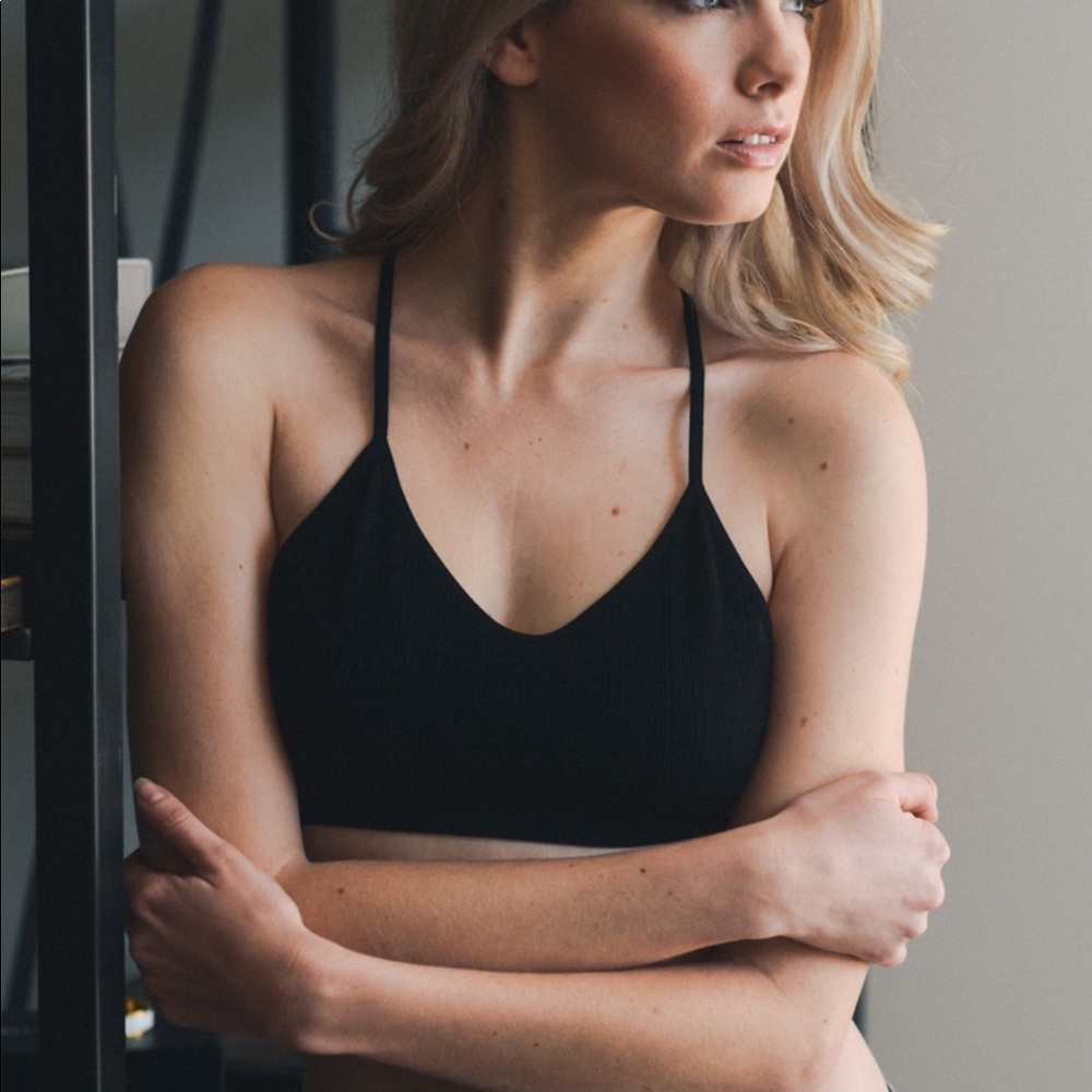 ⭐️LAST ONE⭐️ Tattoo Mesh Racerback Bralette - Picture 3 of 4